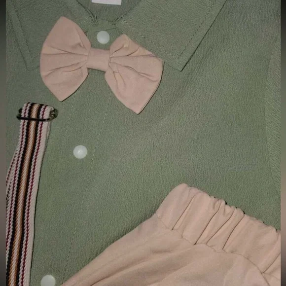 Baby boy bow front shirt and suspender shorts set, 18-24 months, green/tan - Picture 10 of 10